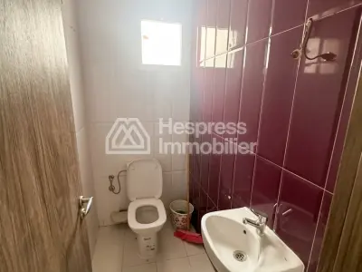 مكاتب للبيع في قلب يعقوب المنصور