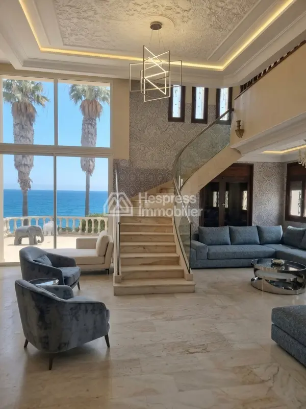 Somptueuse villa à vendre à Ain Diab Extension