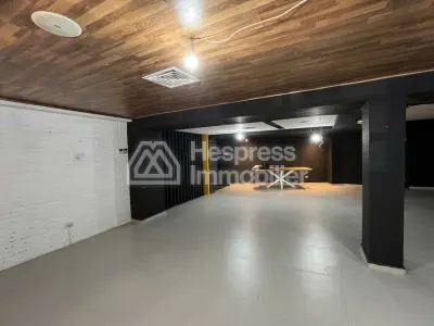 Commercial premises for rent in Val Fleury. Area of ​​316 m²