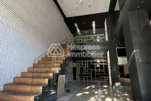 Commercial premises for rent in Val Fleury. Area of ​​316 m²