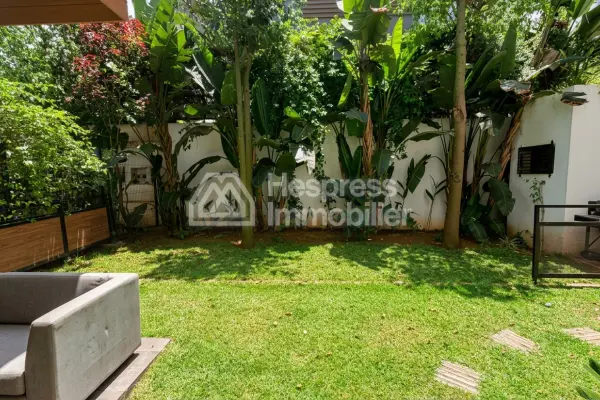 Luxurious villa for rent in Dar Bouazza . 4 beautiful bedrooms. Furnished.