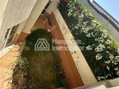 فيلا في نسيم 2. مساحتها 390 متر مربع