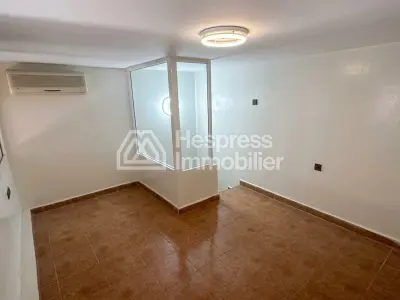 Commercial premises for sale at Maârif Extension . Area of ​​35 m²