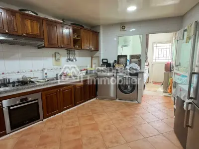 Vend appartement à Maârif Extension. 3 chambres