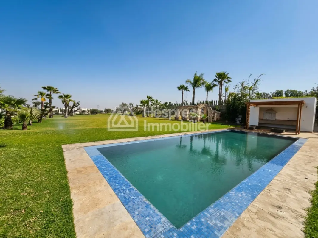 Stunning house for sale in Ville verte . 4 large rooms. Air conditioning and swimming pool