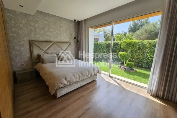Stunning house for sale in Ville verte . 4 large rooms. Air conditioning and swimming pool