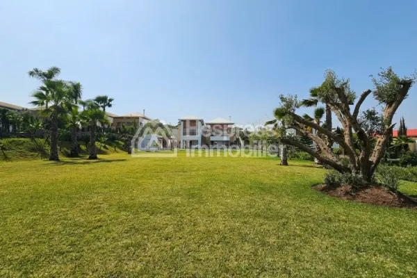 Stunning house for sale in Ville verte . 4 large rooms. Air conditioning and swimming pool