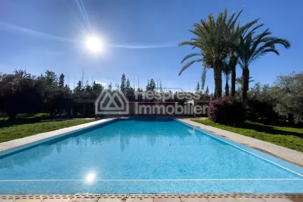 Villa Riad de Prestige à Louer 