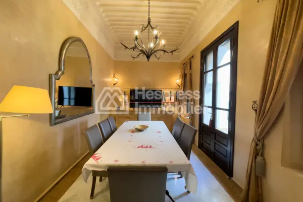 Villa Riad de Prestige à Louer 