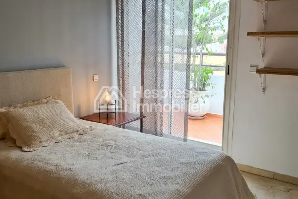 Apartment for rent at Racine . 3 bedrooms. Beautiful terrace