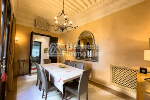 Villa Riad de Prestige à Louer 