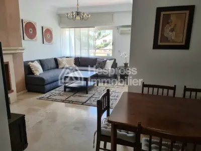 Apartment for rent at Racine . 3 bedrooms. Beautiful terrace