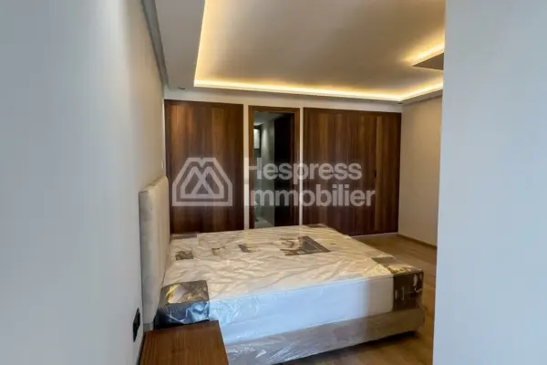 Apartment for rent in Ferme Bretonne Hay Arraha. Total area 120 m². Fully furnished.