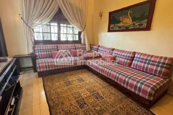 فيلا رائعة للبيع في كاليفورنيا . مساحتها 1005 متر مربع
