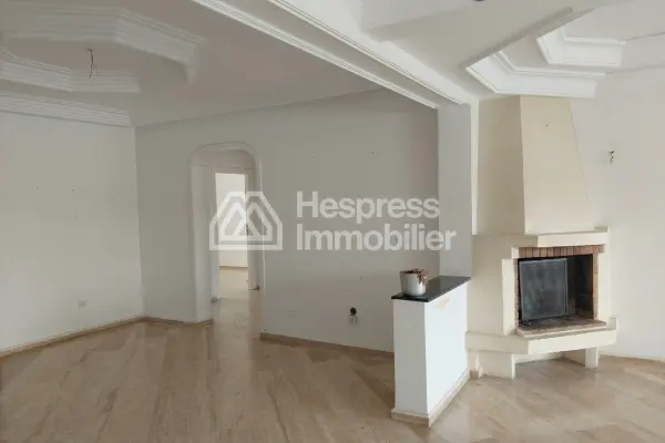 Superbe appartement à louer. Face mardoukh