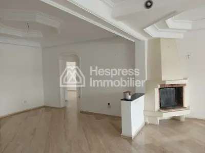 Superbe appartement à louer. Face mardoukh