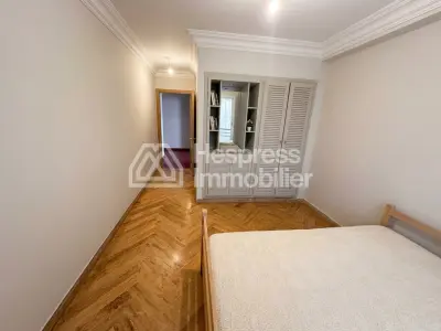 Un superbe appartement demi meublé à louer sur gau