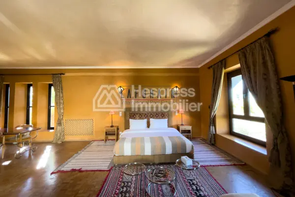 Villa Riad de Prestige à Louer 