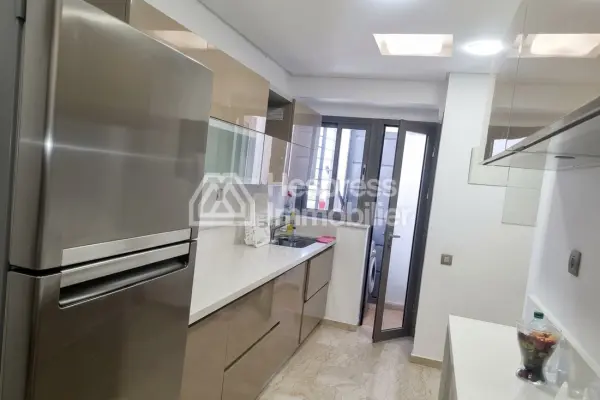 Superb apartment for rent in Racine Extension. Total area 155 m². Well furnished.