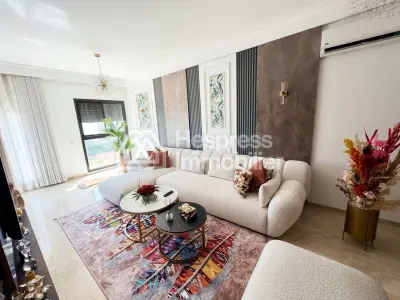 Appartement en location à Casablanca Finance City. Surface de 120 m². Meublé
