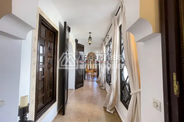 Villa Riad de Prestige à Louer 
