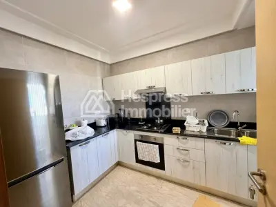 Appartement en location à Casablanca Finance City. Surface de 120 m². Meublé
