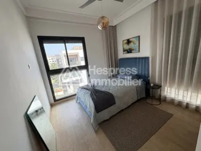 Appartement en location à Casablanca Finance City. Surface de 120 m². Meublé