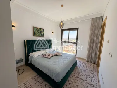Appartement en location à Casablanca Finance City. Surface de 120 m². Meublé
