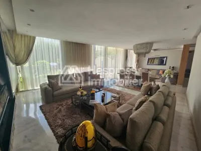 فيلا فاخرة للإيجار في Ville verte . 4 غرف