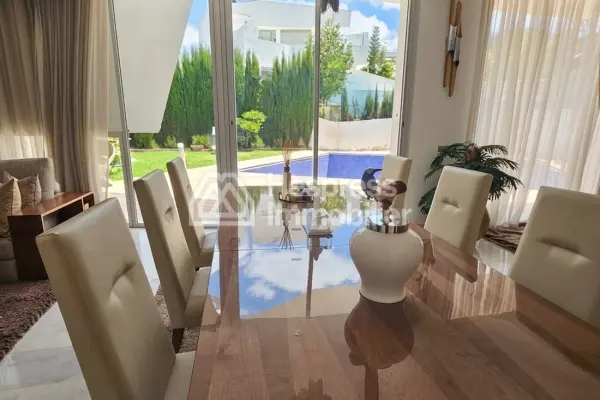 فيلا فاخرة للإيجار في Ville verte . 4 غرف