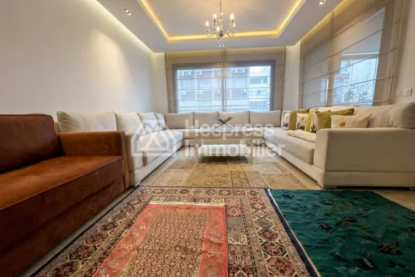 Modern apartment for sale on Racine