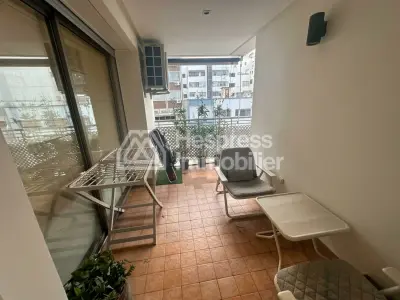 Modern apartment for sale on Racine