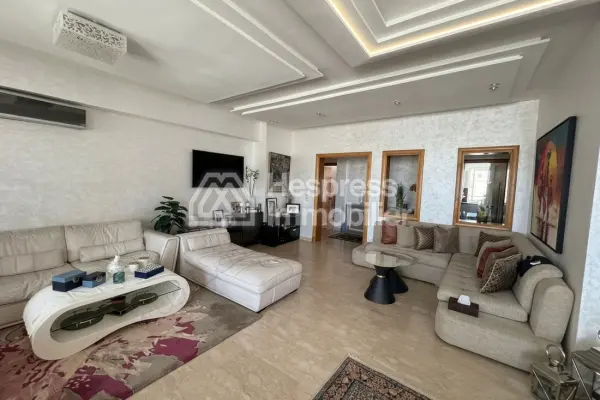 Apartment for sale at Les Princesses . Total area 138 m². Elevator