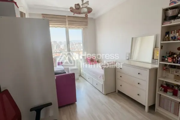 Apartment for sale at Les Princesses . Total area 138 m². Elevator