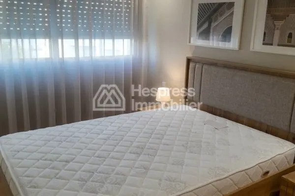 Apartment for sale near the Iris Racine Garden