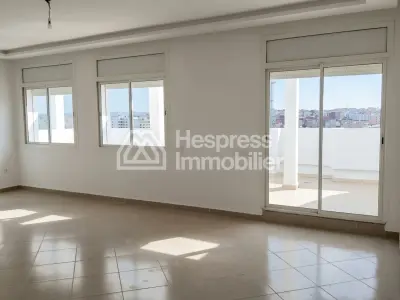 For sale: fully renovated apartment with terrace, 151m² surface area, Rabat road
