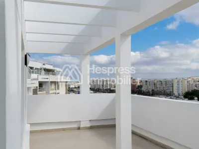 For sale: fully renovated apartment with terrace, 151m² surface area, Rabat road