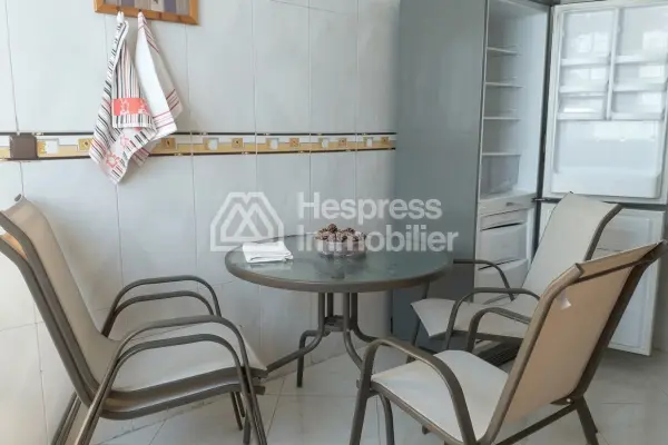 Apartment for rent in Tangier with garage, city center location