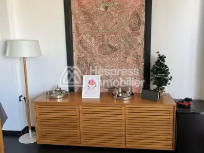 Apartment for sale with terrace and garage in the Administratif district