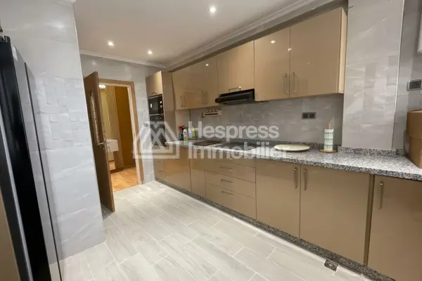 Magnificent, completely renovated apartment – ​​140m² – Berchet area – Reference: LTAAM23626