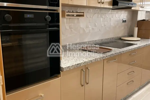Magnificent, completely renovated apartment – ​​140m² – Berchet area – Reference: LTAAM23626