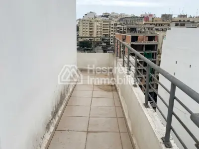 Apartment for rent with terrace and garage