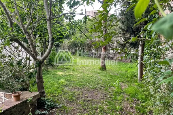 Villa a louer a tanger avec jardin surface terrain 1200m²