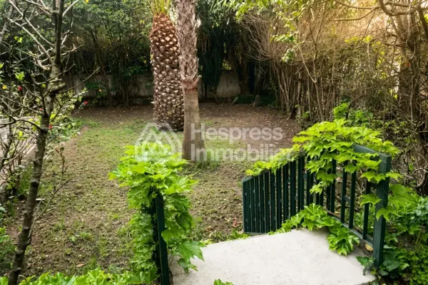 Villa a louer a tanger avec jardin surface terrain 1200m²