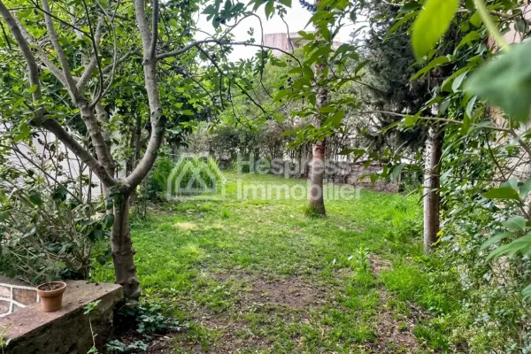 Villa a louer a tanger avec jardin surface terrain 1200m²
