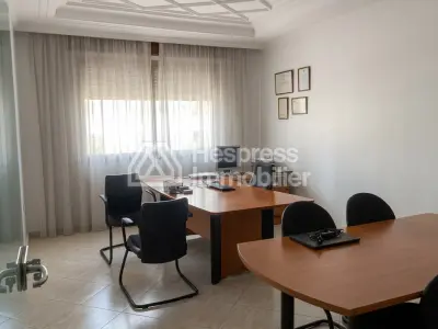 Appartement avec terrasse – quartier administratif tanger – surface 170m² – reference: vtaa18526