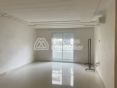 Spacious apartment at Tangier for sale with deeded garage space, 128 m² area – Administratif district