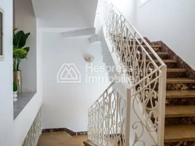 Villa a vendre avec projet creche quartier residentiel surface 357m²