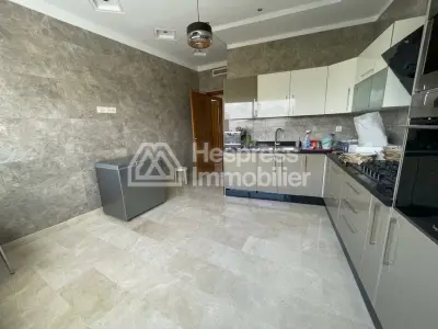 Duplex neuf a louer a Tanger situation iberia surface 255m²