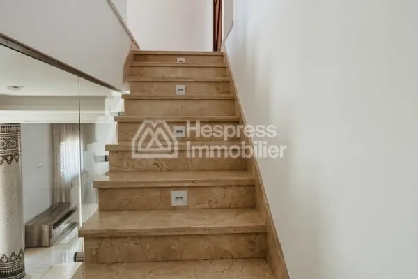 New duplex for rent in Tangier Iberia location, 255m² area